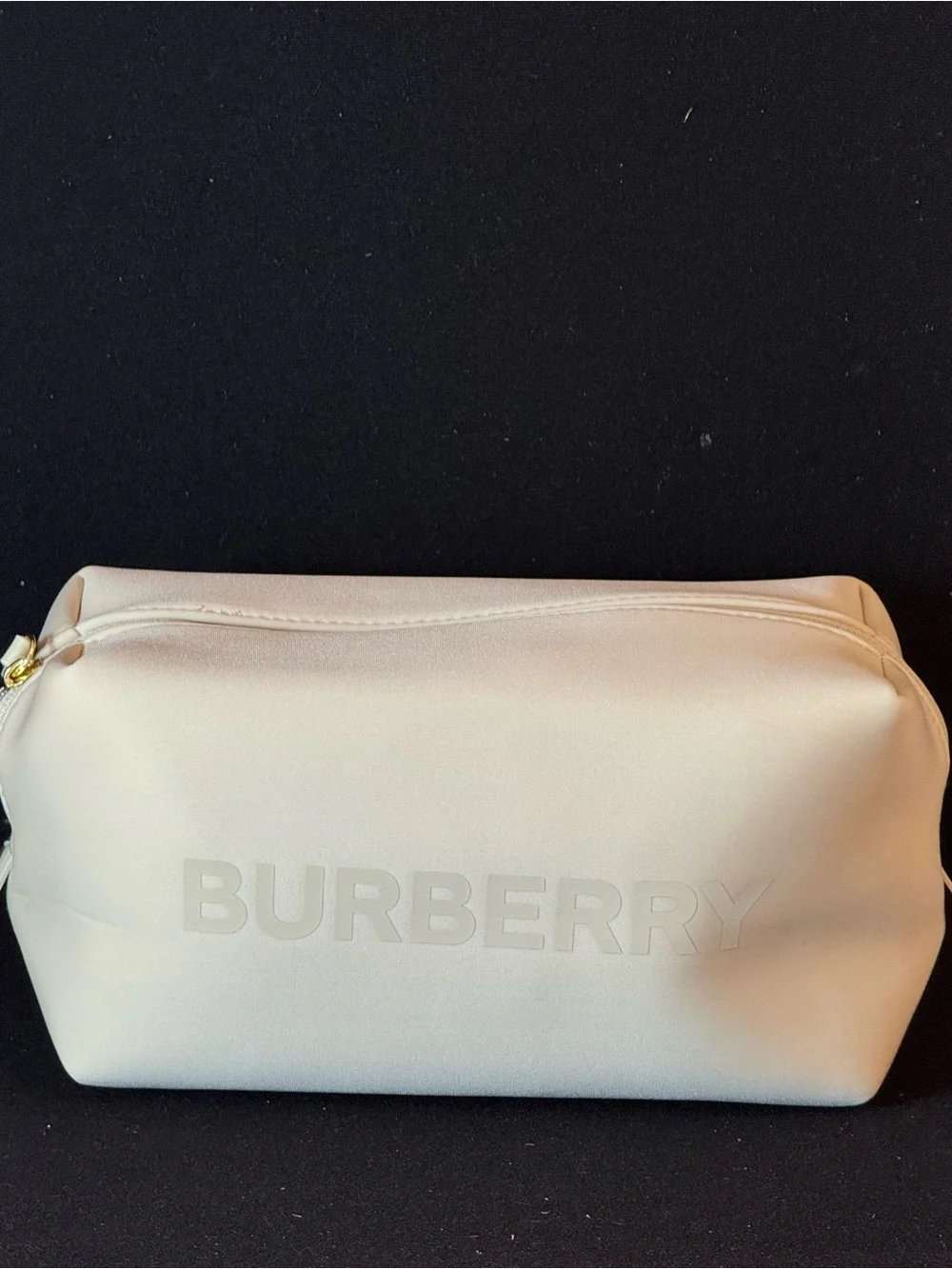 Burberry NWOT Cream Beige Cosmetic Bag Limited Edition Gift Pouch